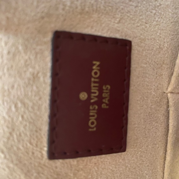 Louis Vuitton Monogram Canvas Tuileries - Picture 8 of 16